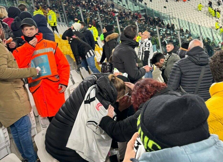 Juventus-Roma: un seggiolino lanciato dal settore ospiti ferisce alla testa un tifoso bianconero