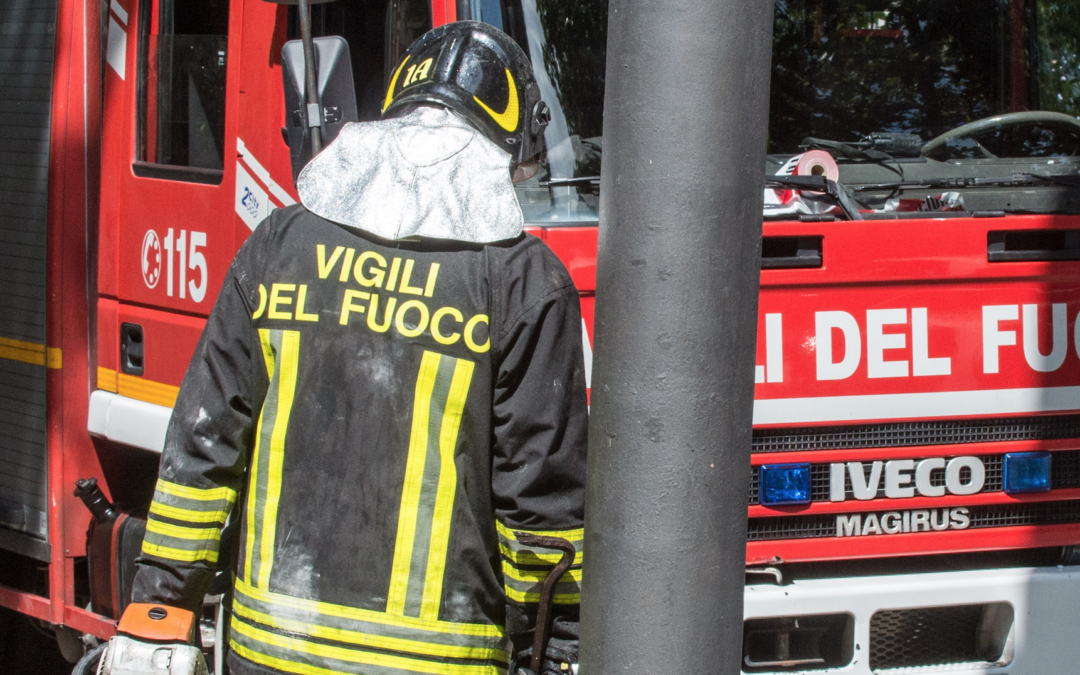 Vigili del Fuoco, scatta l’emergenza per carenza di uomini e mezzi. L’allarme della FP CGIL