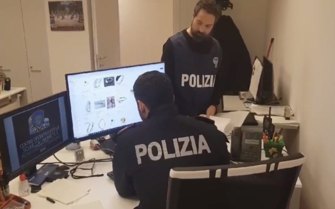 “La tua fine è vicina”, minacciava la collega via web: arrestato 31enne per atti persecutori