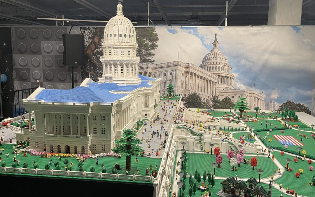 A Parco Leonardo la mostra dei Lego più grande d’Europa, i mattoncini colorati fanno impazzire grandi e bambini