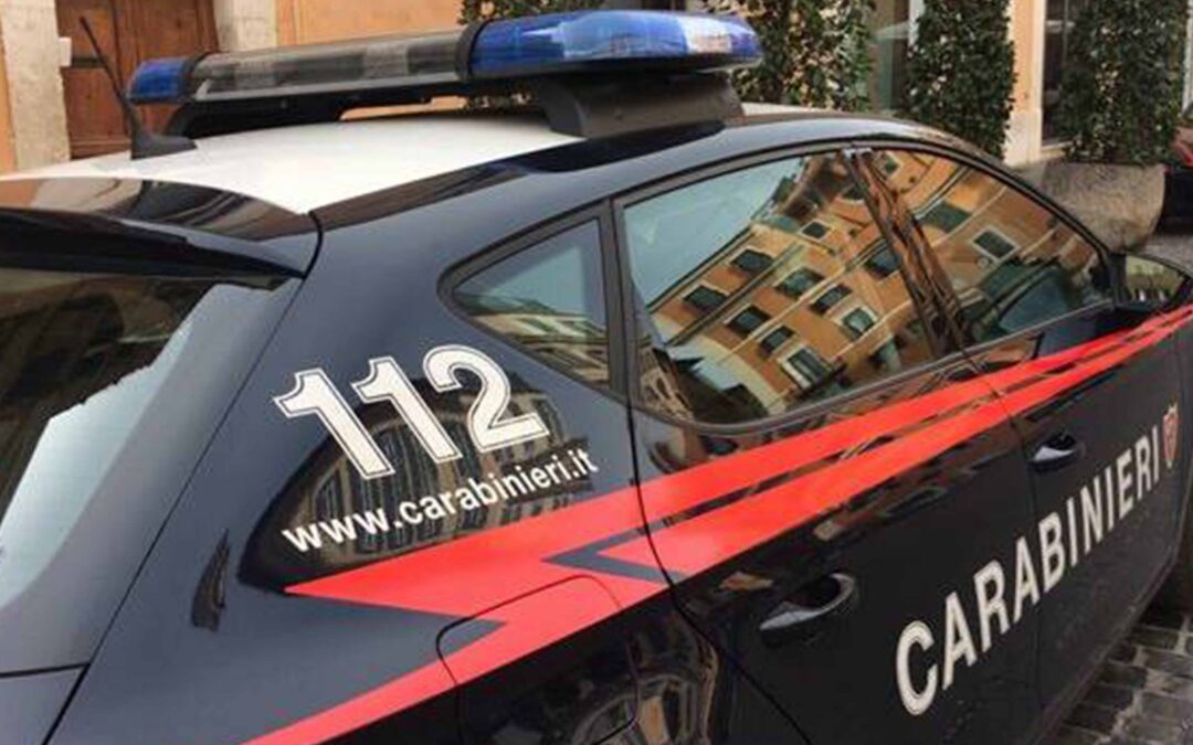 Ruba liquori al supermercato, arrestato dai Carabinieri un 38enne