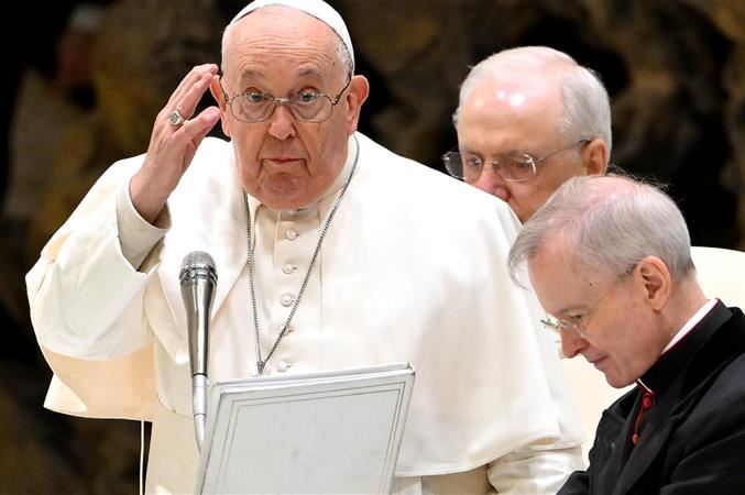 Aveva tenuto nascosti abusi da parte di sacerdoti, Papa Francesco rimuove cardinale polacco