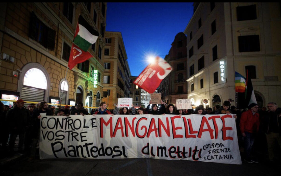 Iniziato a Roma la manifestazione degli studenti contro i fatti di Pisa