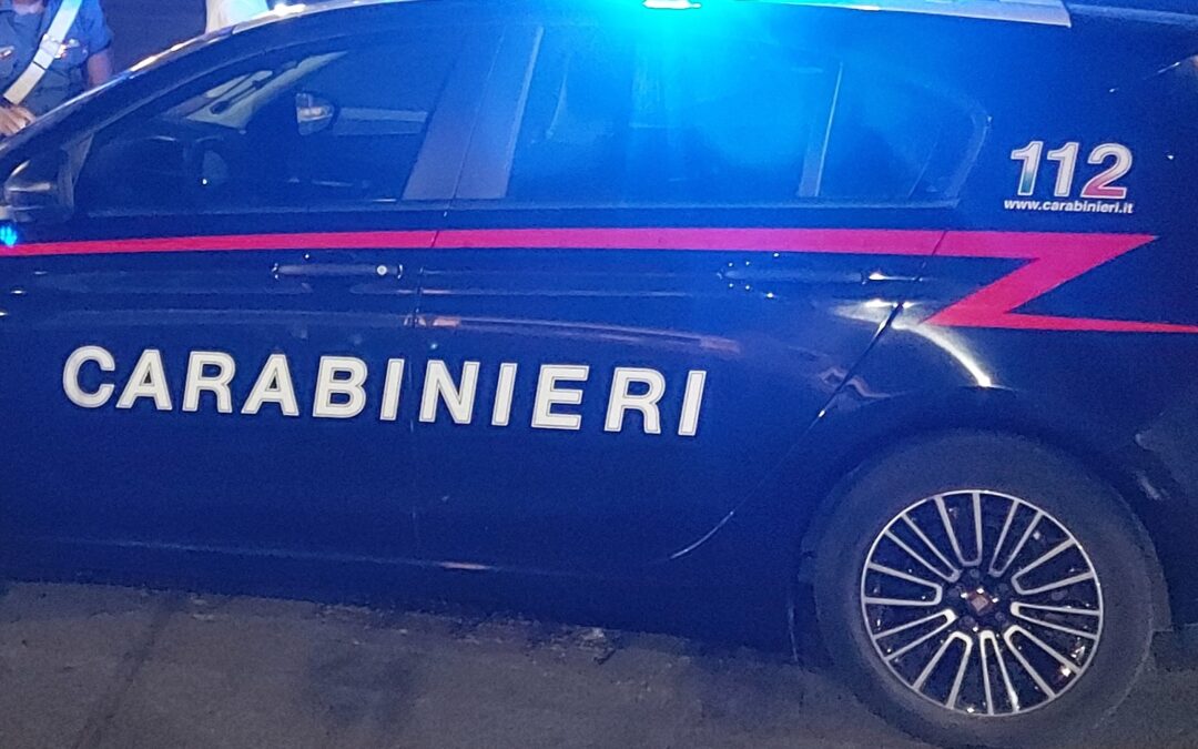 Rissa in un bar, aggrediti anche i Carabinieri. Arrestati 3 uomini per resistenza a pubblico ufficiale