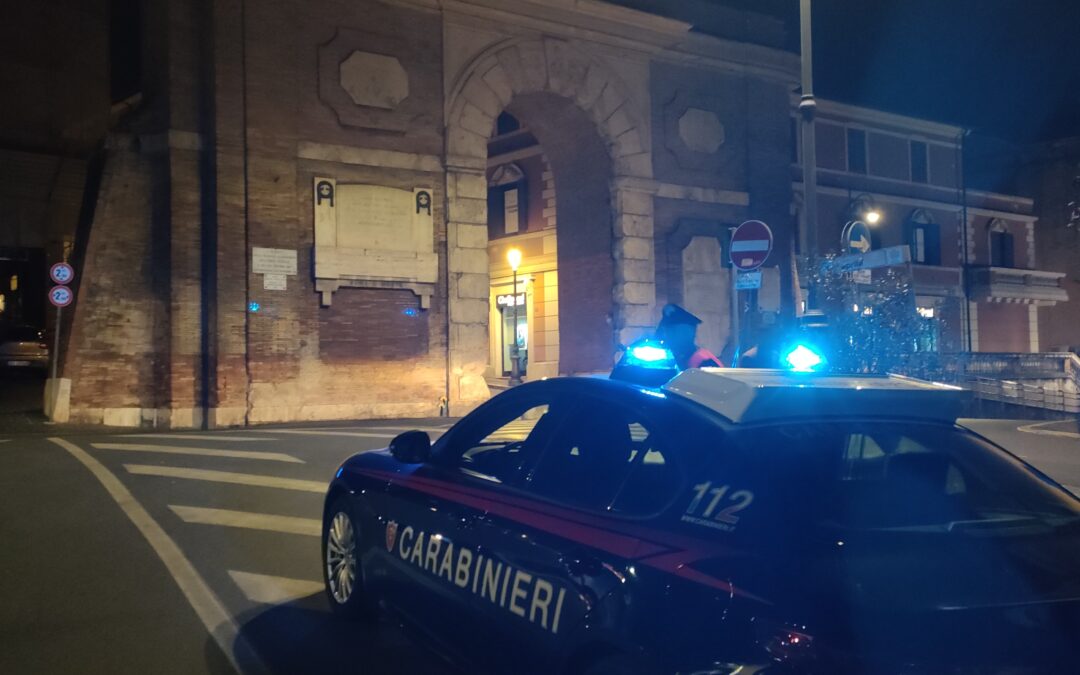 Monterotondo, nasconde una pistola con la matricola abrasa in casa: arrestato 34enne