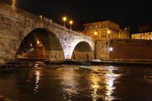 Riaperti gli accessi alle banchine del tratto urbano del fiume Tevere