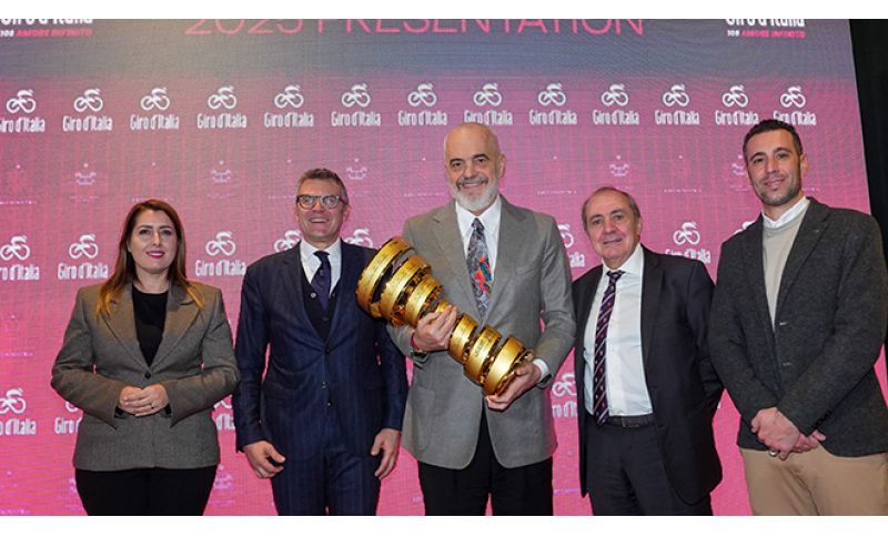 Presentato all’Auditorium il 108° Giro d’Italia. Partenza dall’Albania e gran finale a Roma